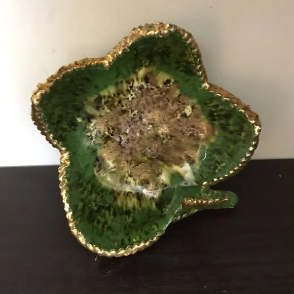 Italian Pottery Gold Painted Bowl - Picture 2 of 7